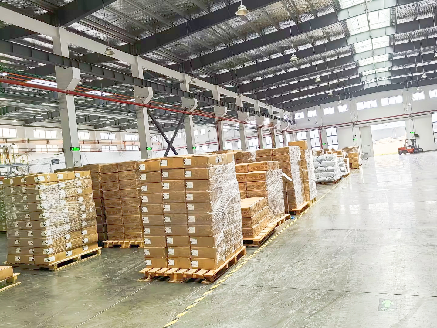 樂(lè)朗倉(cāng)庫(kù).jpg 樂(lè)朗倉(cāng)庫(kù).jpg